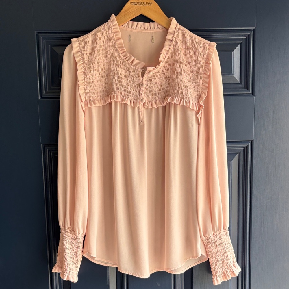 Ann Taylor Peachy Pink Ruffled Blouse
